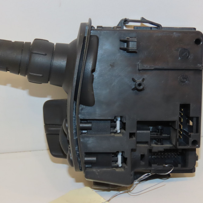 Commande essuie glace occasion RENAULT KANGOO II Phase 2 01-2013->... 1.5 DCI 90ch 8201577539 3