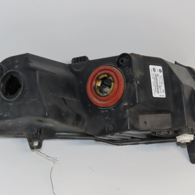 Phare antibrouillard avant gauche occasion VOLKSWAGEN POLO V Phase 2 02-2014->... 1.4 TDI 90ch 6C0941661G 2