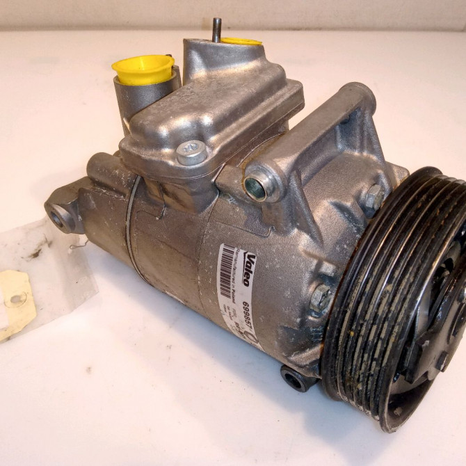 Compresseur air conditionne occasion AUDI A1 5Q0816803D 1