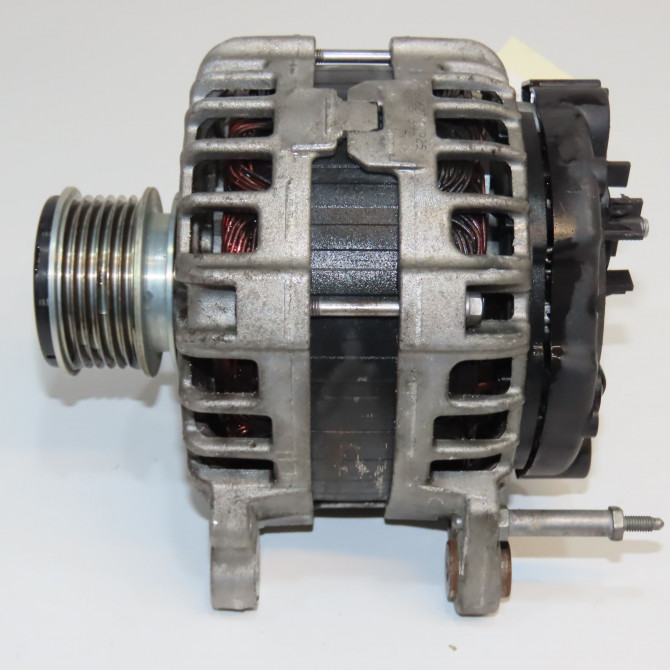 Alternateur occasion VOLKSWAGEN POLO V Phase 2 02-2014->... 1.4 TDI 90ch 4B903024 3