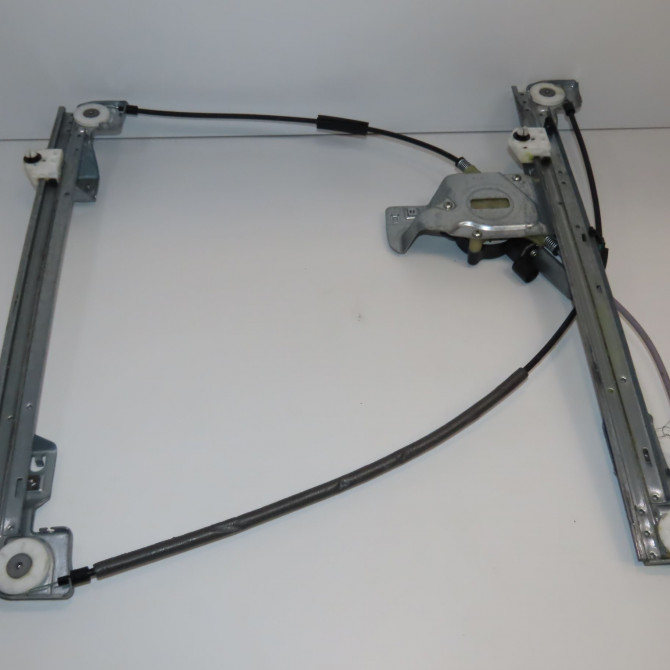 Mecanisme+moteur leve-glace avg occasion RENAULT KANGOO II Phase 2 01-2013->... ELEC 807211404R 2