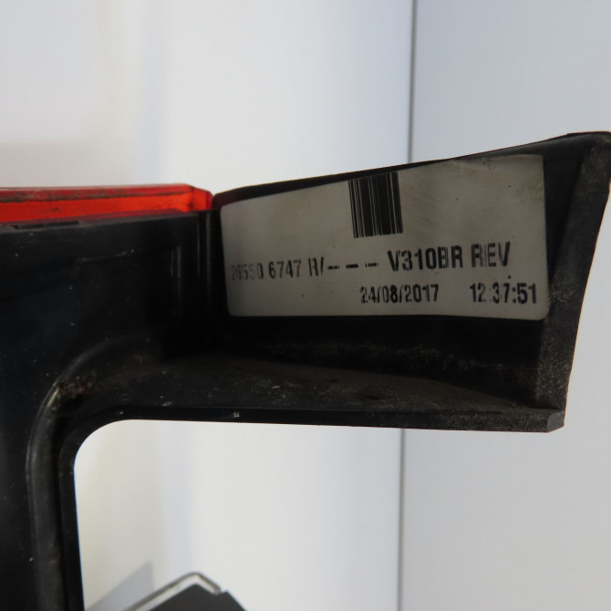 Feu arrière droit occasion RENAULT KANGOO II 265506747R 4