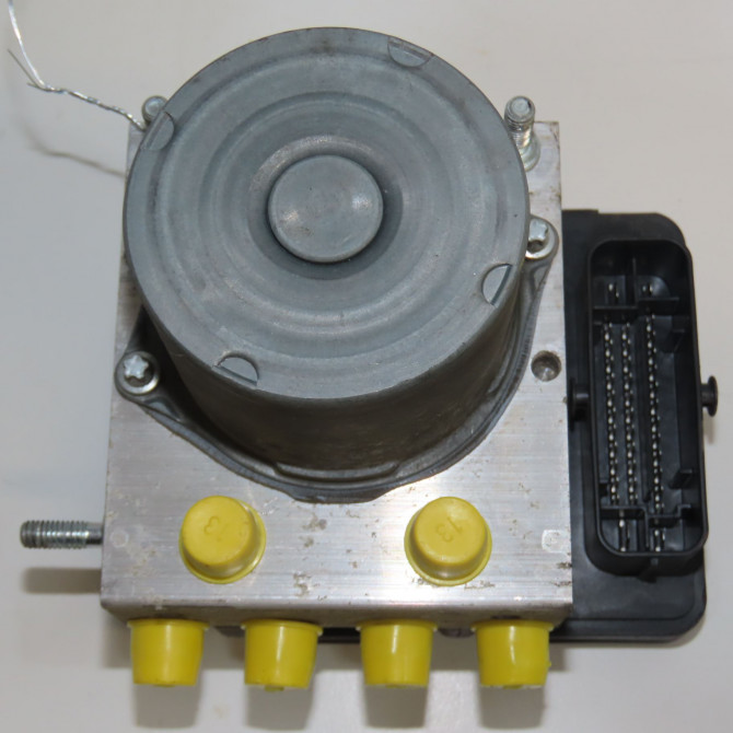 Unité hydraulique ABS occasion RENAULT KANGOO II Phase 2 01-2013->... 1.5 DCI 90ch 476609597R 3