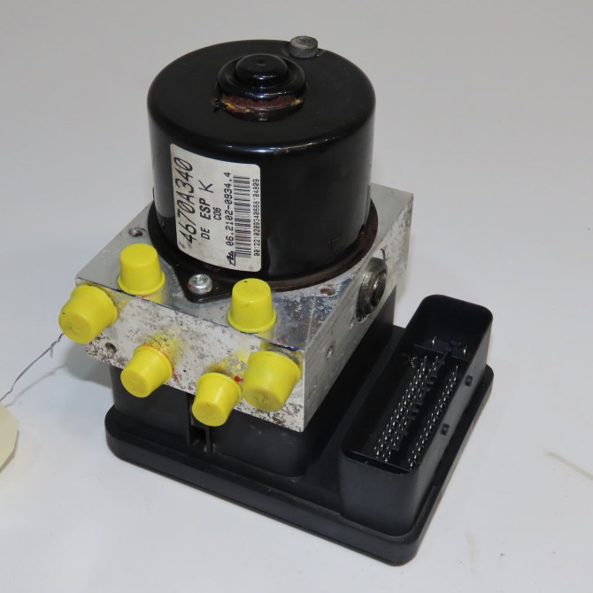 Unité hydraulique ABS occasion CITROEN C-CROSSER Phase 1 04-1995->04-1999 2.2 HDI 160ch 4541JN 1