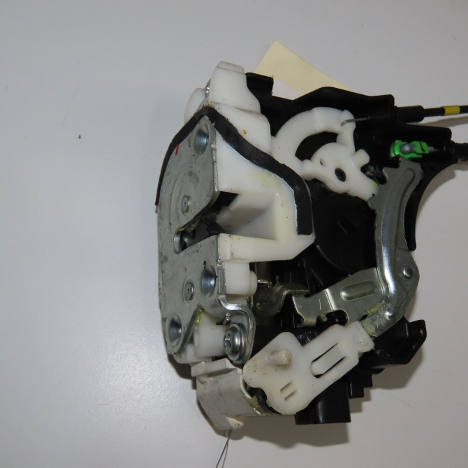 Serrure porte arg occasion PEUGEOT 4007 Phase 1 07-2007->03-2013 2.2 HDI 16v 9137N0 1