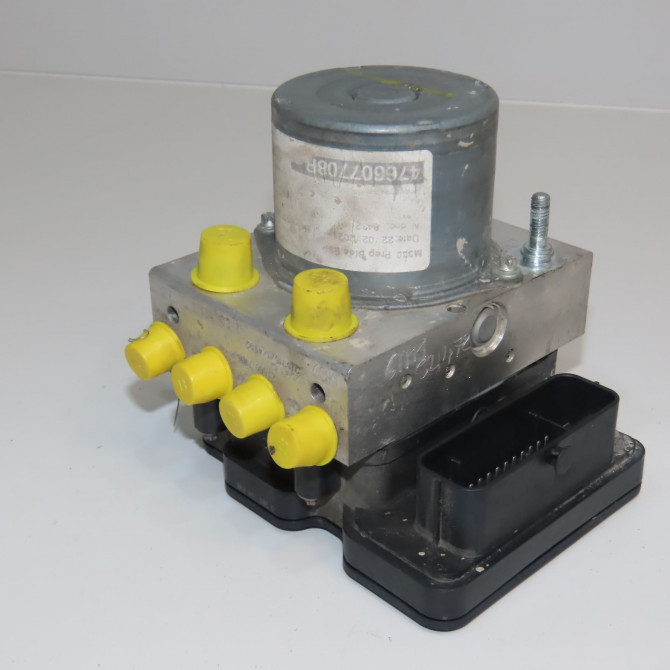 Unité hydraulique ABS occasion RENAULT MASTER III 476604579R 1