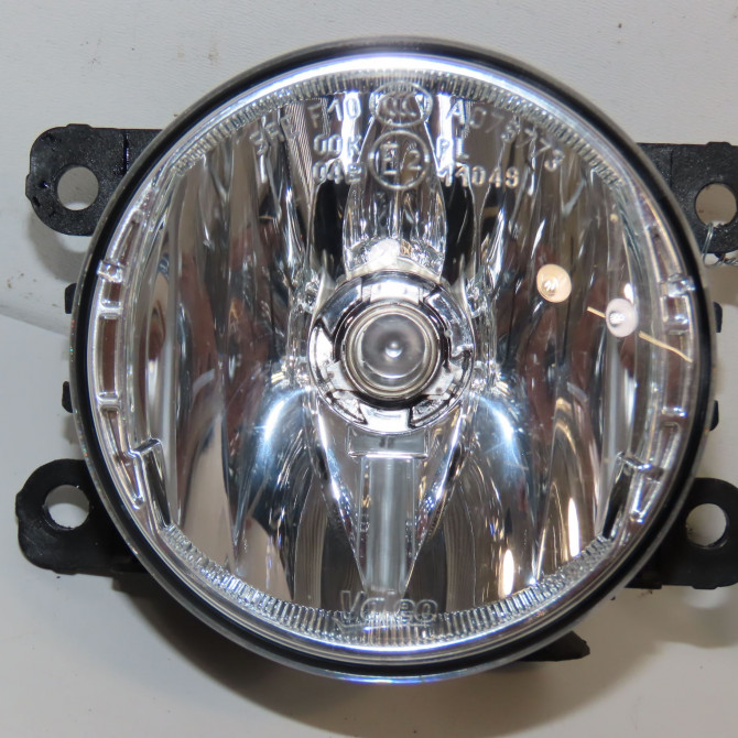 Phare antibrouillard avant droit occasion  261500097R 1