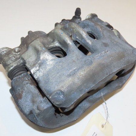 <span class="tt">Etrier de frein avant gauche occasion  </span><span class="designation"> </span>