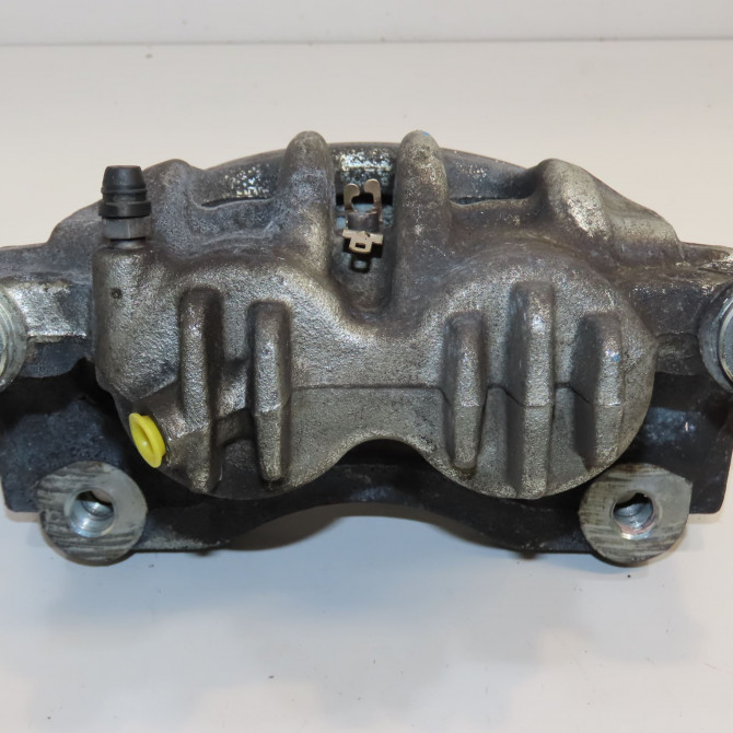 Etrier de frein avant gauche occasion  410119220R 3