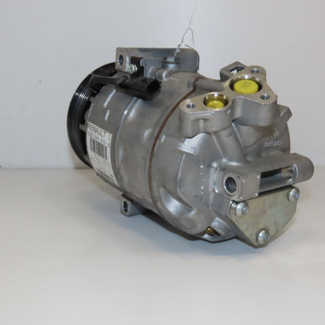 Compresseur air conditionne occasion  8200848916 2