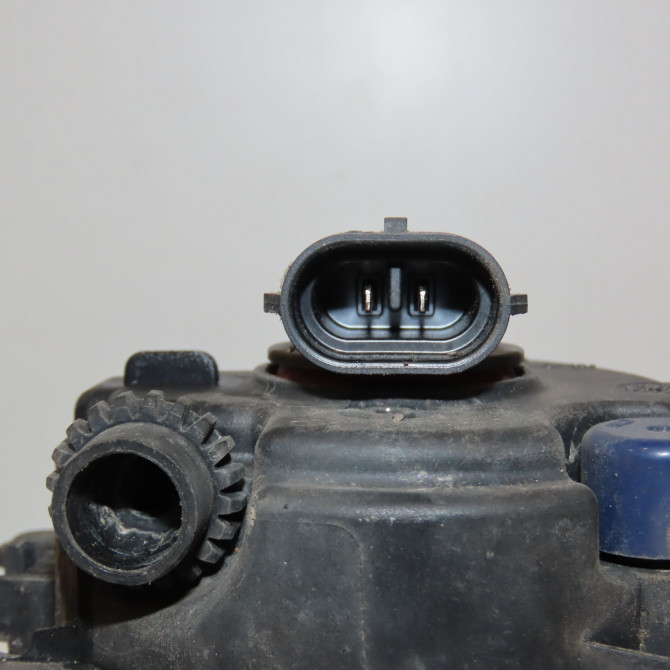 Phare antibrouillard avant droit occasion RENAULT MEGANE III Phase 2 01-2012->06-2014 261500097R 3