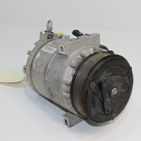 Compresseur air conditionne occasion RENAULT MASTER III 8200848916