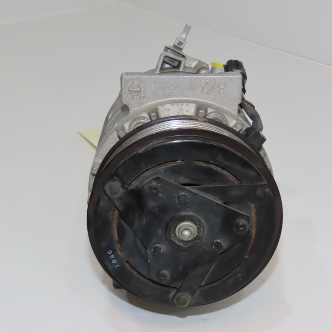 Compresseur air conditionne occasion RENAULT MASTER III 8200848916 2