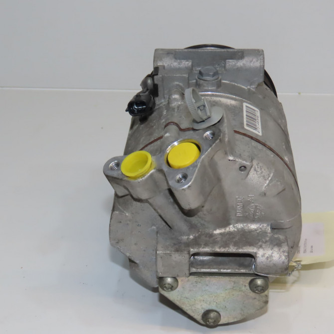 Compresseur air conditionne occasion RENAULT MASTER III 8200848916 5