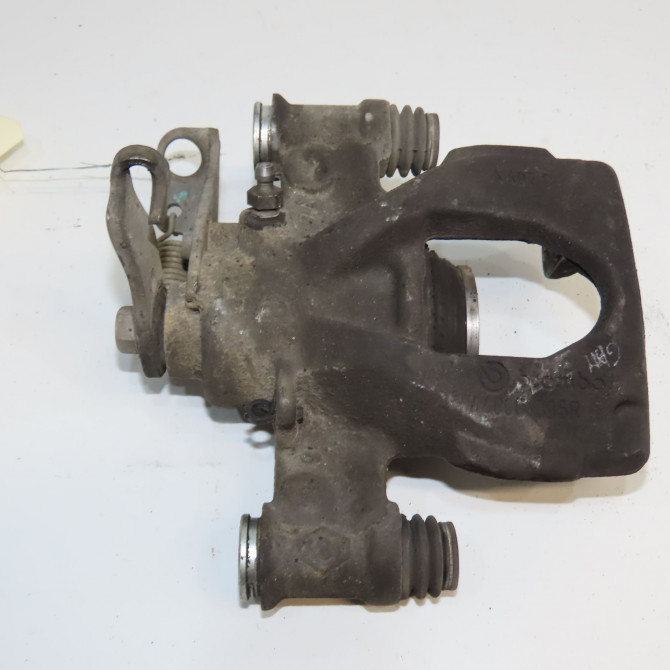 Etrier de frein arrière droit occasion RENAULT MASTER III 440013972R 1