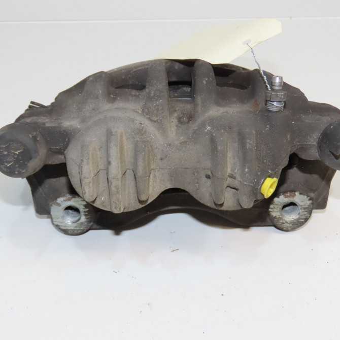 Etrier de frein avant droit occasion RENAULT MASTER III 410013165R 3