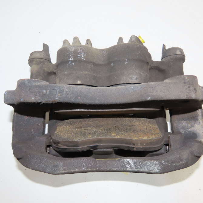 Etrier de frein avant droit occasion RENAULT MASTER III 410013165R 4