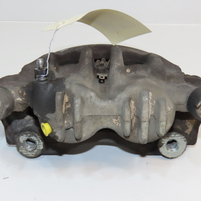 Etrier de frein avant gauche occasion RENAULT MASTER III 410119220R 3