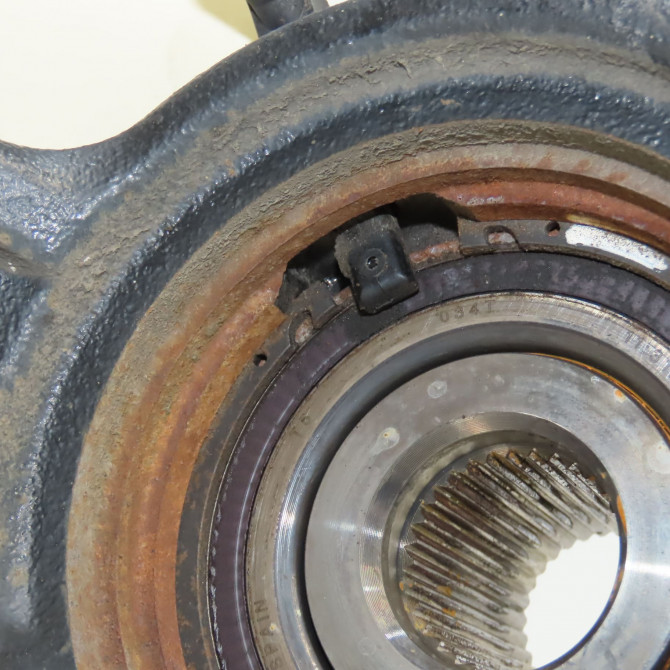 Moyeu avd occasion RENAULT MASTER III 402029333R 3