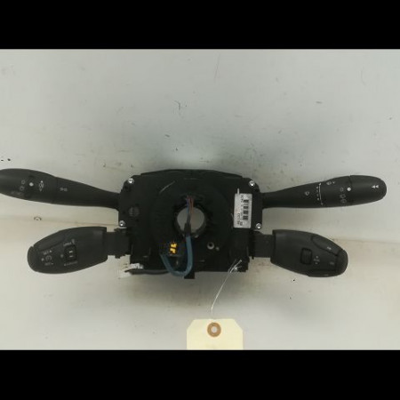 Bloc commodos occasion PEUGEOT 207 Phase 1 04-2006->06-2013 1.4 HDI 6242YW