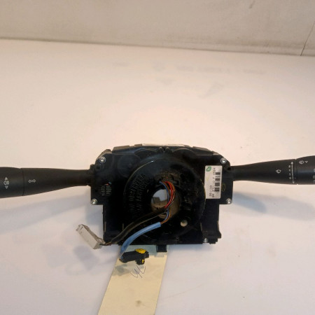 Bloc commodos occasion PEUGEOT 207 Phase 1 04-2006->06-2013 1.6 HDI 16v 90ch 6242YW