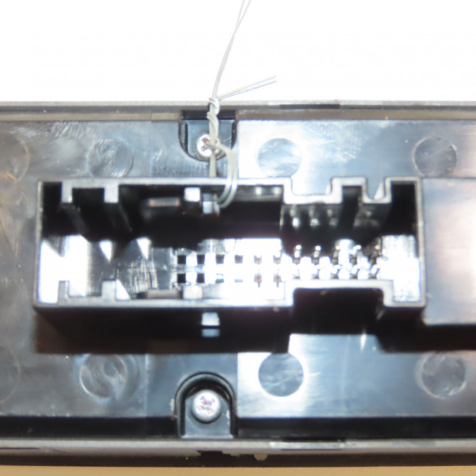 Commande lève-glace porte avant gauche occasion OPEL ZAFIRA II Phase 2 01-2008->12-2014 1.9 CDTI 120ch 13228877 3