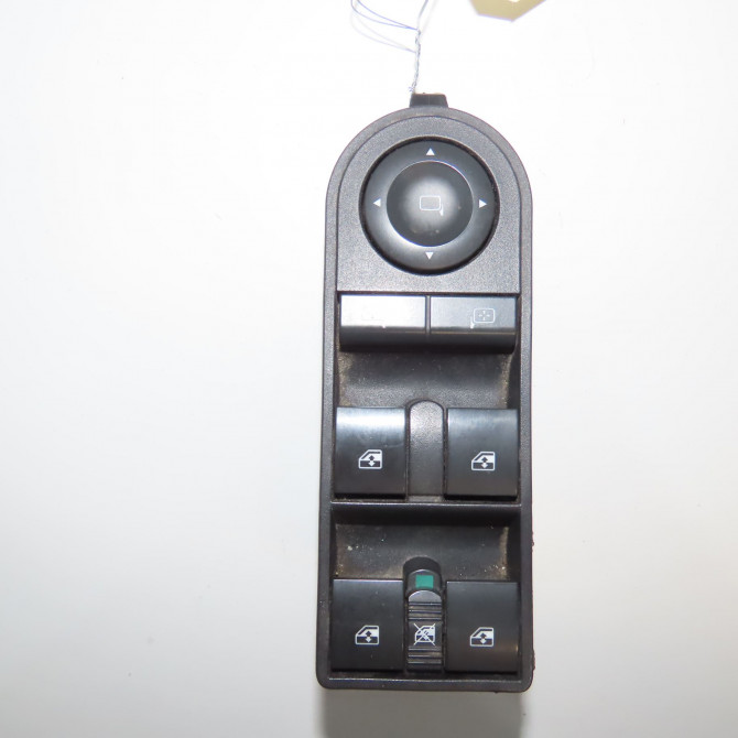 Commande lève-glace porte avant gauche occasion OPEL ZAFIRA II Phase 1 07-2005->12-2007 1.9 CDTI 120ch 13228877 1
