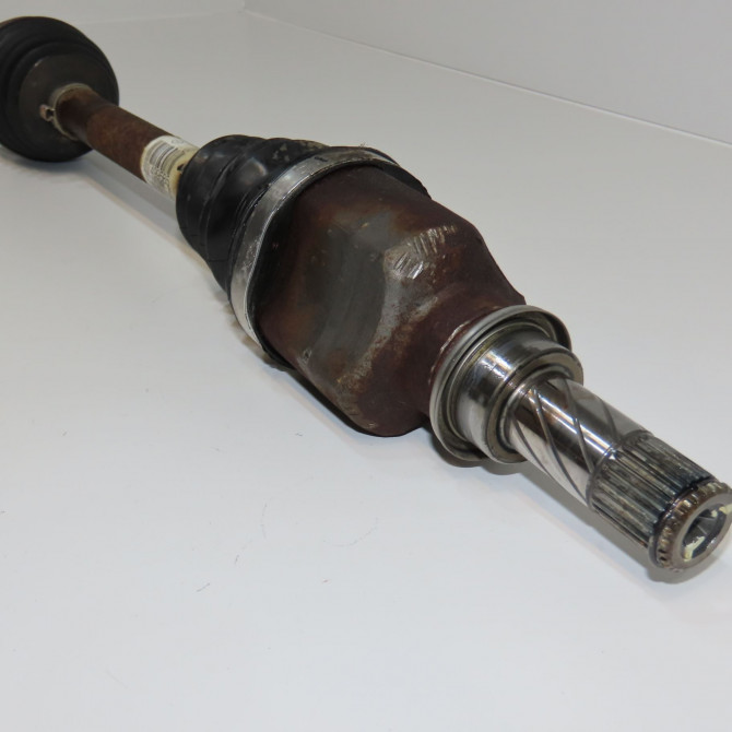 Transmission avant gauche occasion DACIA LOGAN I Phase 1 04-1995->04-1999 1.6i 105ch 8200618501 2