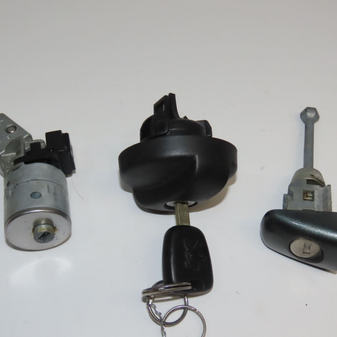 Kit serrures + antivol occasion PEUGEOT 207 Phase 1 04-2006->06-2013 1.4 HDI 70ch 4162NV 1