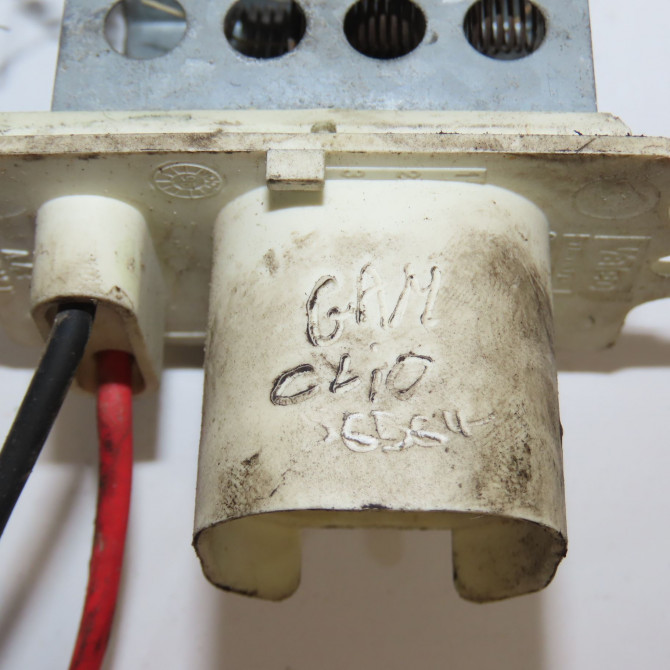 Resistance de chauffage occasion RENAULT 19 Phase 2 04-1992->04-1997 1.9 D 7701034874 4