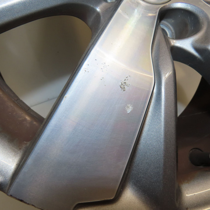 Jante aluminium occasion PEUGEOT 2008 Phase 1 01-2013->... 1.2i PURETECH 110ch 96783981AS 2