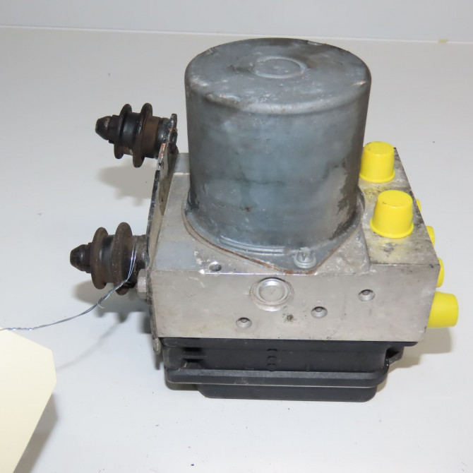 Unité hydraulique ABS occasion AUDI A4 III Phase 1 01-2008->10-2011 2.0 TDI 120ch 8K0614517FM 4