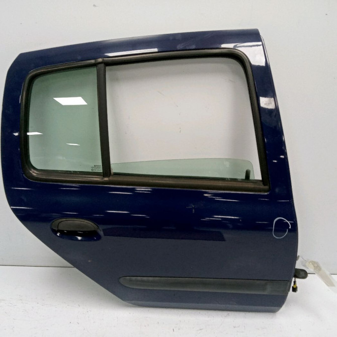 Porte arrière droite occasion RENAULT CLIO II Phase 2 06-2001->07-2006 1.5 DCI 65ch 7751472477 1