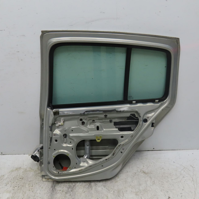 Porte arrière droite occasion RENAULT CLIO II Phase 2 06-2001->07-2006 1.5 DCI 70ch 7751472477 2