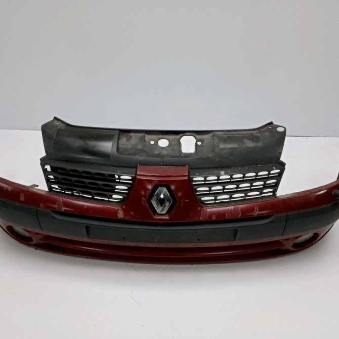 Pare-choc avant occasion RENAULT CLIO II Phase 2 06-2001->07-2006 1.5 DCI 80ch 7701476554 1