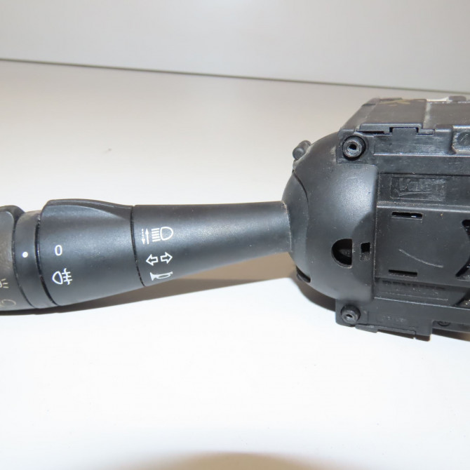 Commande clignotant occasion  255401301R 1