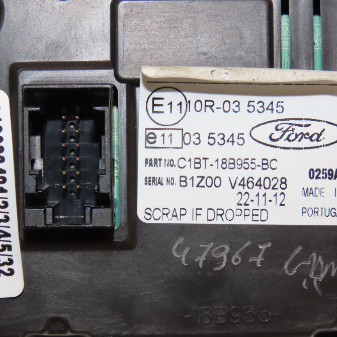 Autoradio occasion FORD FIESTA VI Phase 2 11-2012->... 1.5 TDCI 95ch 2024533 2