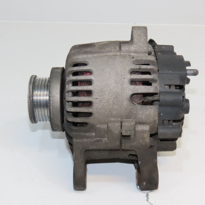 Alternateur occasion RENAULT CLIO II Phase 2 06-2001->07-2006 1.5 DCI 65ch 8200537415 3