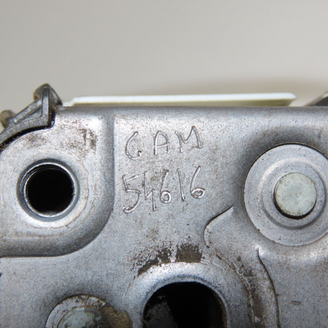 Serrure porte coulissante d occasion CITROEN BERLINGO II Phase 1 05-2008->01-2012 1.6 HDi 75ch 9137N8 7