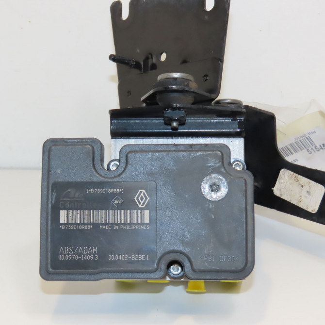 Unité hydraulique ABS occasion RENAULT TWINGO II Phase 1 06-2007->11-2011 1.2i 16v 75ch 8201044236 4