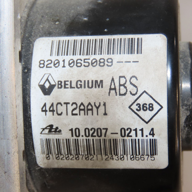Unité hydraulique ABS occasion RENAULT TWINGO II Phase 1 06-2007->11-2011 1.2i 16v 75ch 8201044236 4