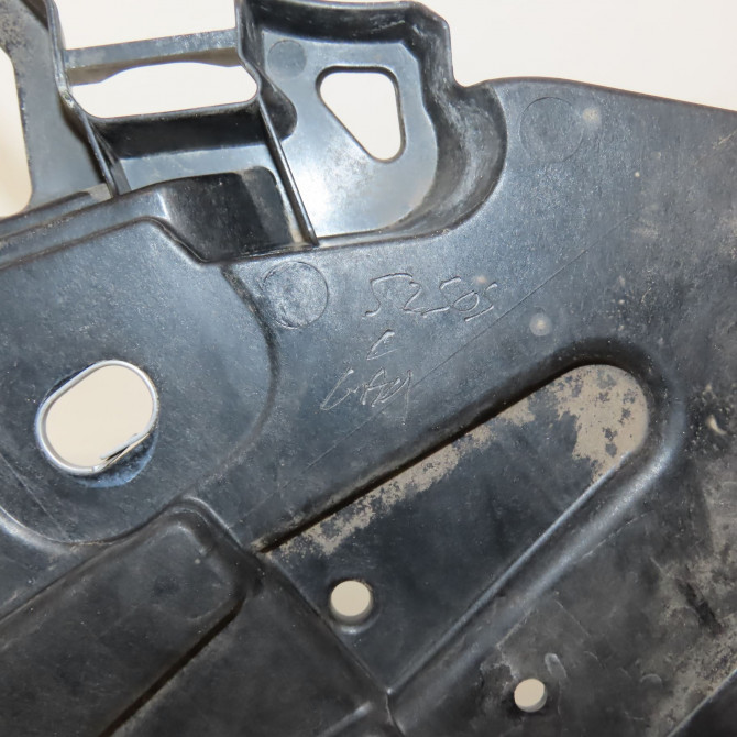 Support phare d occasion RENAULT MEGANE III Phase 2 01-2012->06-2014 1.6 DCI 130ch 625125608R 2