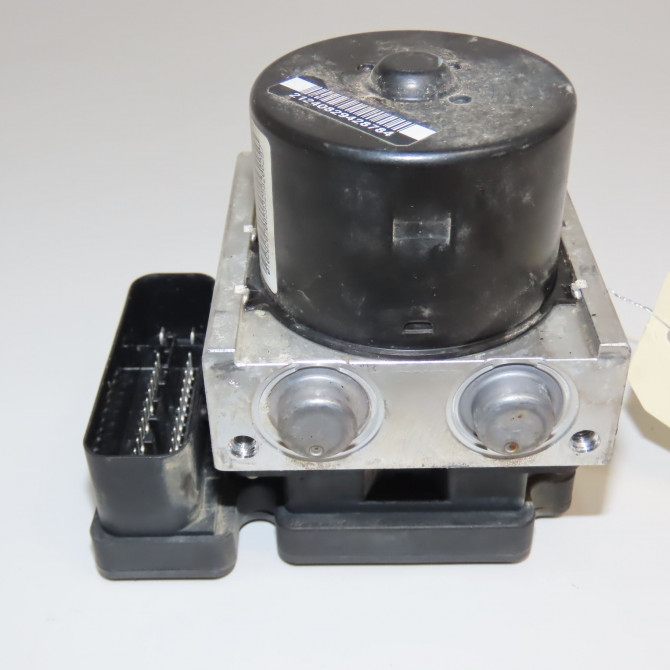 Unité hydraulique ABS occasion RENAULT TWINGO II Phase 1 06-2007->11-2011 1.2i 16v 75ch 8201044236 3