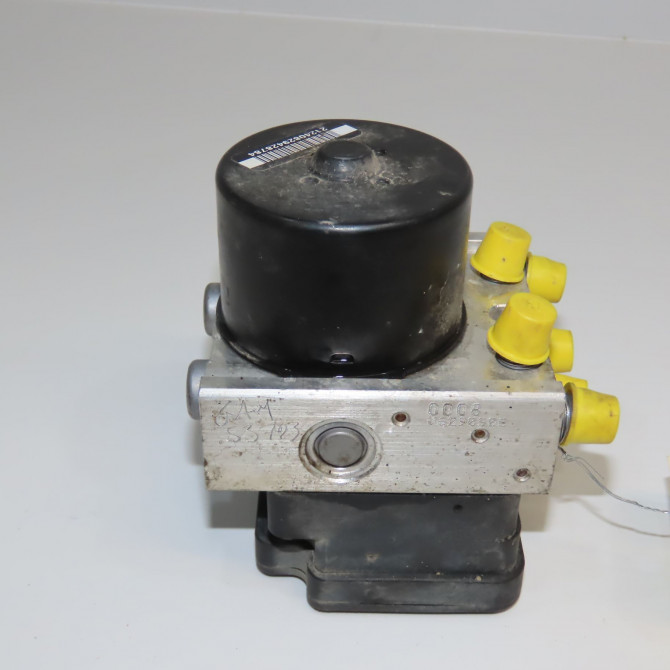 Unité hydraulique ABS occasion RENAULT TWINGO II Phase 1 06-2007->11-2011 1.2i 16v 75ch 8201044236 4