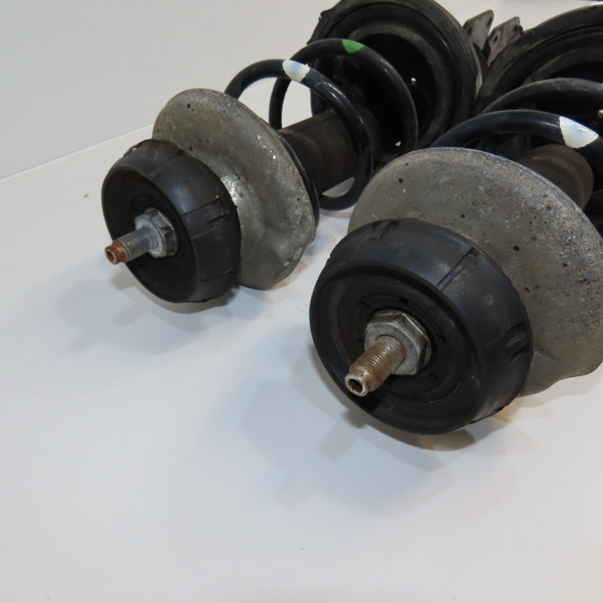 Amortisseur avant droit occasion RENAULT TWINGO II Phase 1 06-2007->11-2011 1.2i 16v 75ch 8200367895 3