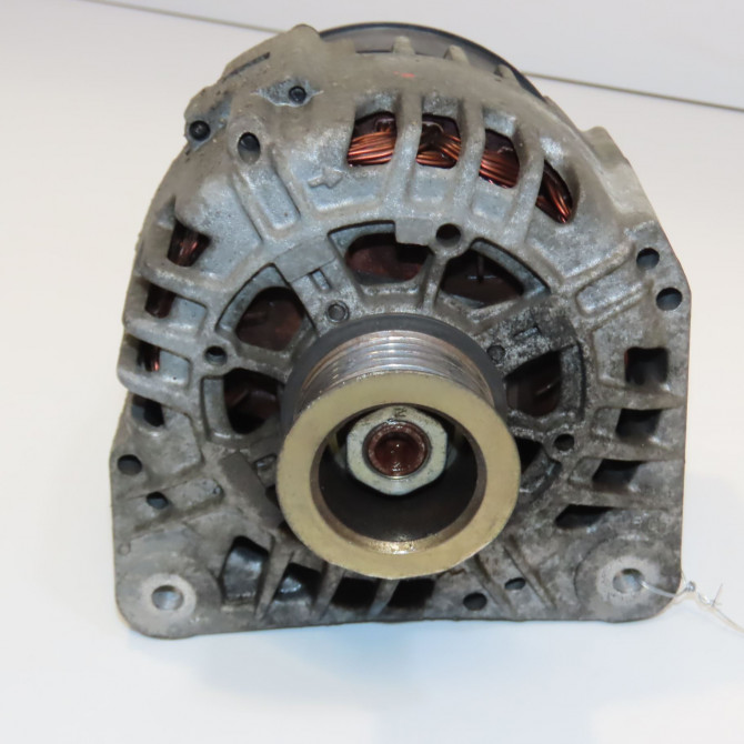 Alternateur occasion RENAULT SCENIC II Phase 2 09-2006->04-2009 1.9 DCI 125ch 8200667617 2