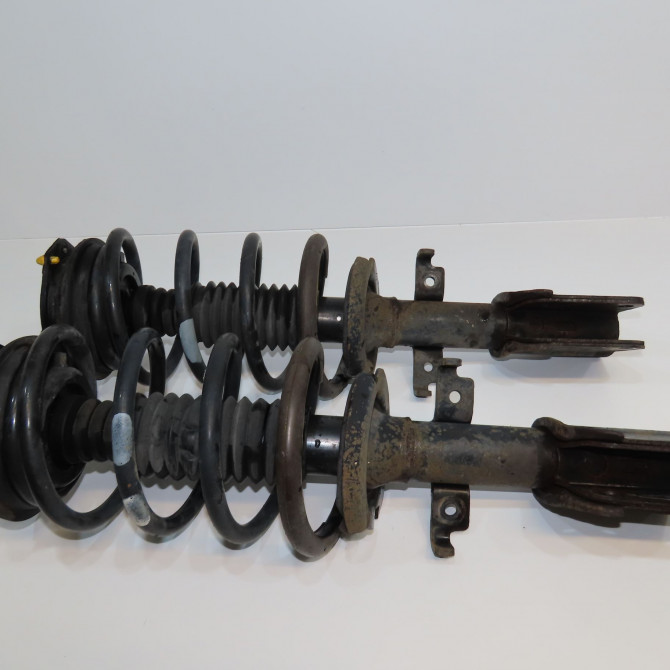 Amortisseur avant droit occasion RENAULT ESPACE IV Phase 1 09-2002->03-2006 2.2 DCI 150ch 8200657085 1