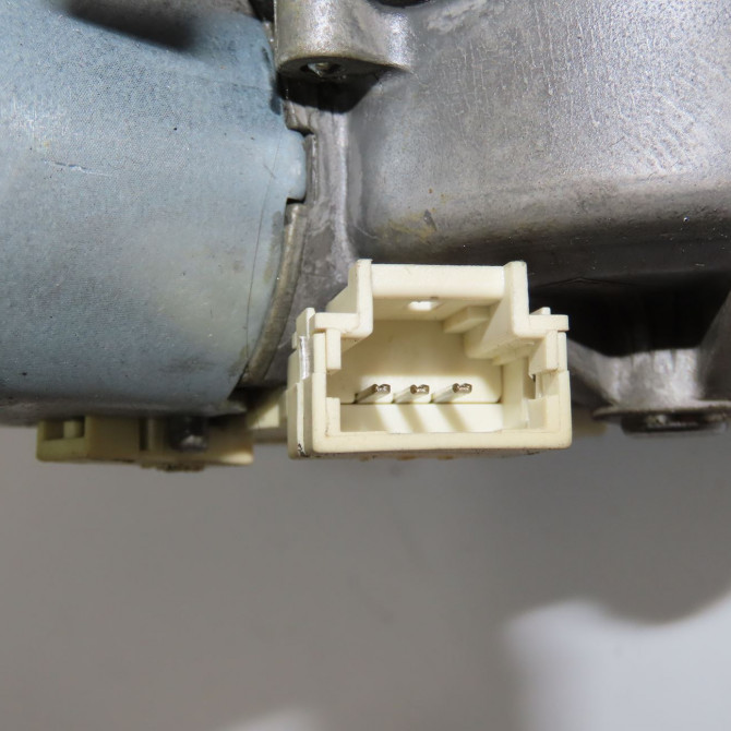 Moteur essuie-glace arrière occasion RENAULT ESPACE IV Phase 1 09-2002->03-2006 3.0 DCI 8200031083 3