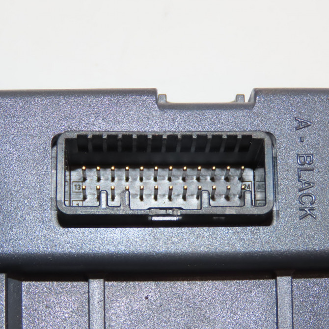 Lecteur de carte occasion RENAULT CAPTUR Phase 1 02-2013->... 0.9 90 ch 285901934R 3