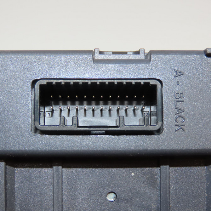 Lecteur de carte occasion RENAULT CLIO IV Phase 1 07-2012->... 1.5 DCI 75ch 285901934R 2